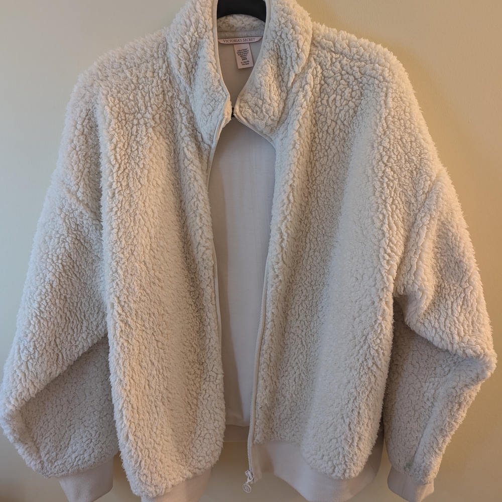 Victoria’s Secret Sherpa Jacket ❄️🧸XL